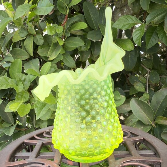 Fenton Topaz Jack in The Pulpit Opalescent Vaseline Hobnail Vase 6.5” GLOWS - Picture 4 of 8